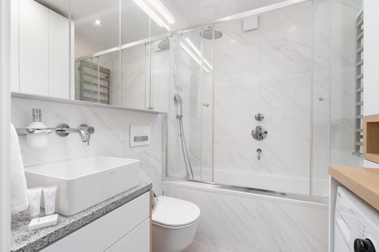 Cozy Bartla 19 By Renters Apartamento Cracovia